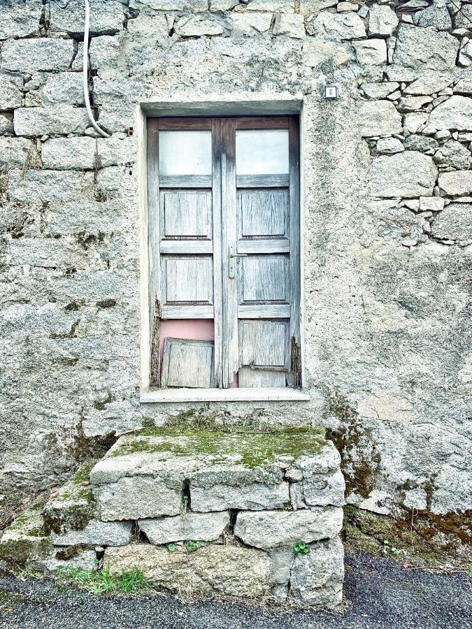 La Vecchia Posta B&B Calangianus Buitenkant foto