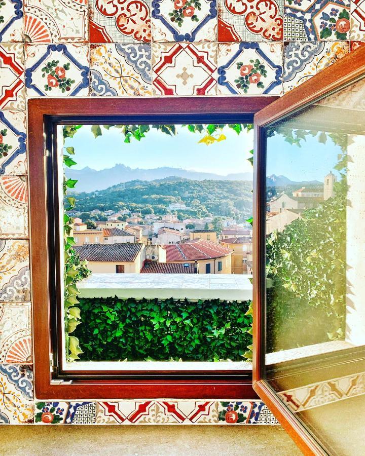 La Vecchia Posta B&B Calangianus Buitenkant foto