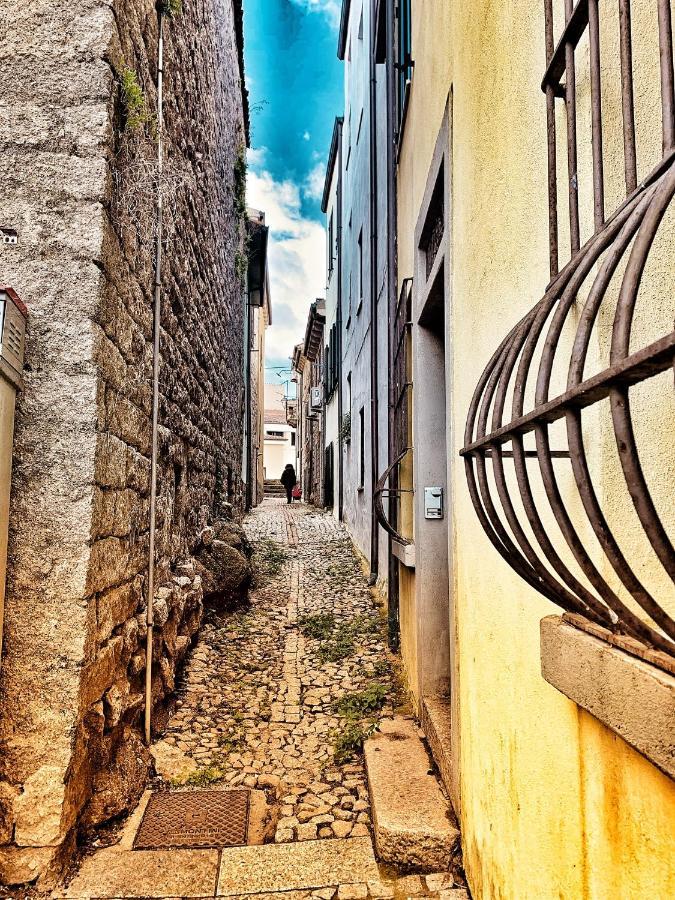 La Vecchia Posta B&B Calangianus Buitenkant foto