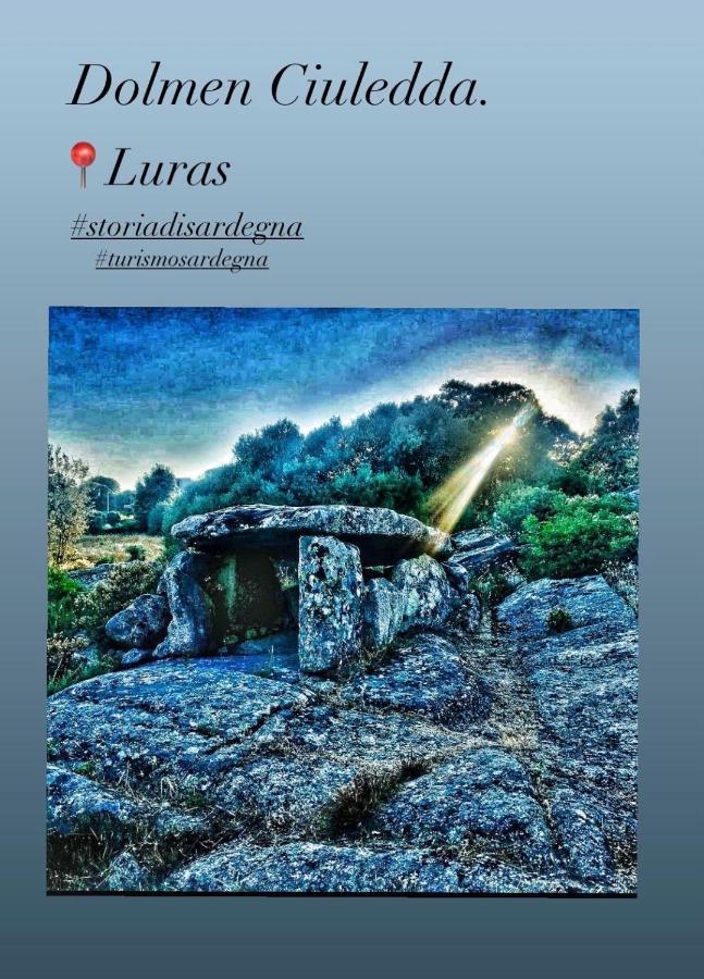 La Vecchia Posta B&B Calangianus Buitenkant foto